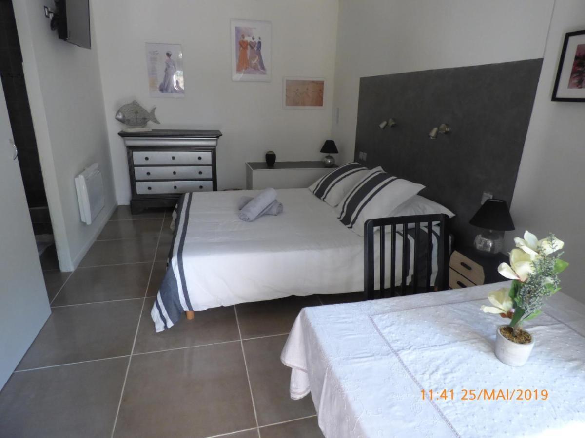 Mas Maurane-Chambre D'Hote Avec Spa Prive Aux Portes D'Arles Tarascon Eksteriør billede